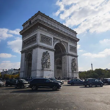 Arc De Triomphe 2 Min Walk Elegant Appartamento *